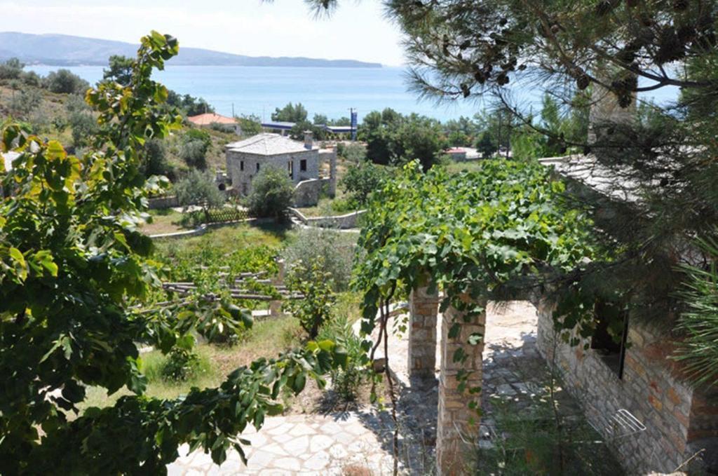 Arsinoi Stonehouses Limenária Eksteriør bilde